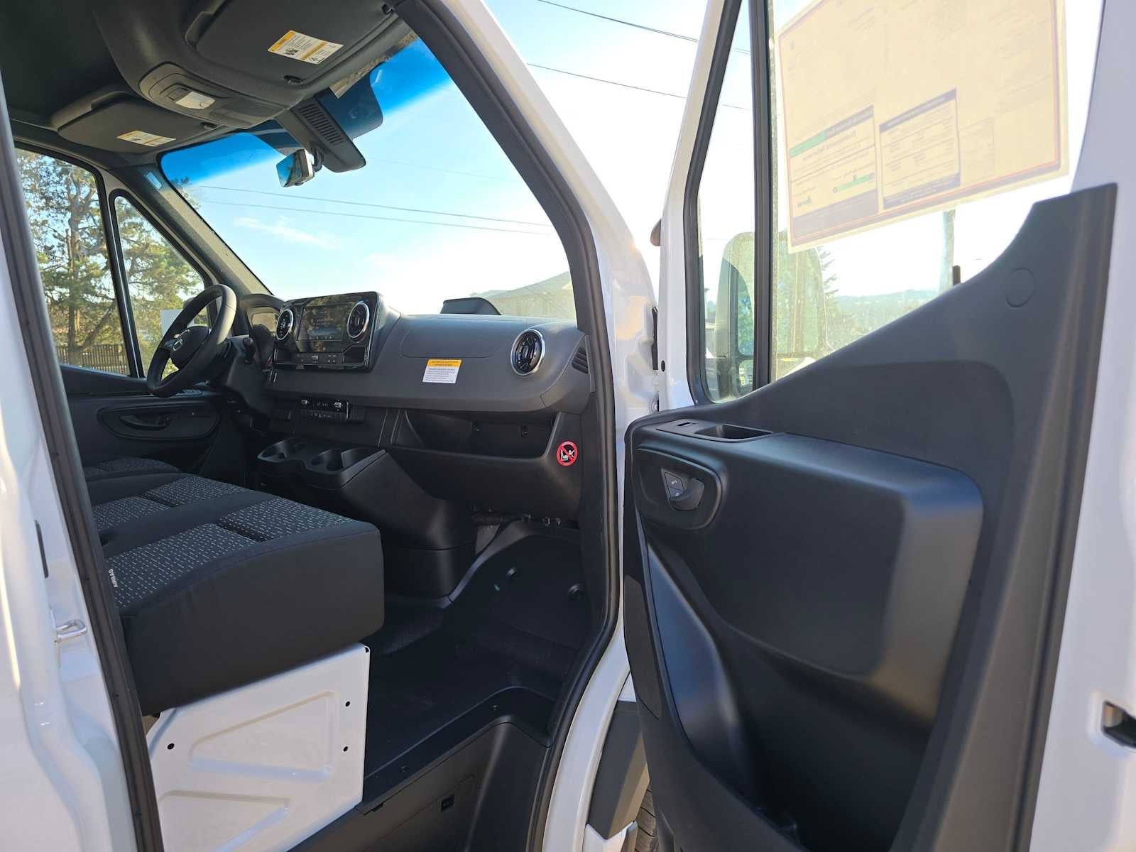 2026 Mercedes-Benz Sprinter Cargo 2500 High Roof I4 Diesel HO 170 Extended RWD
