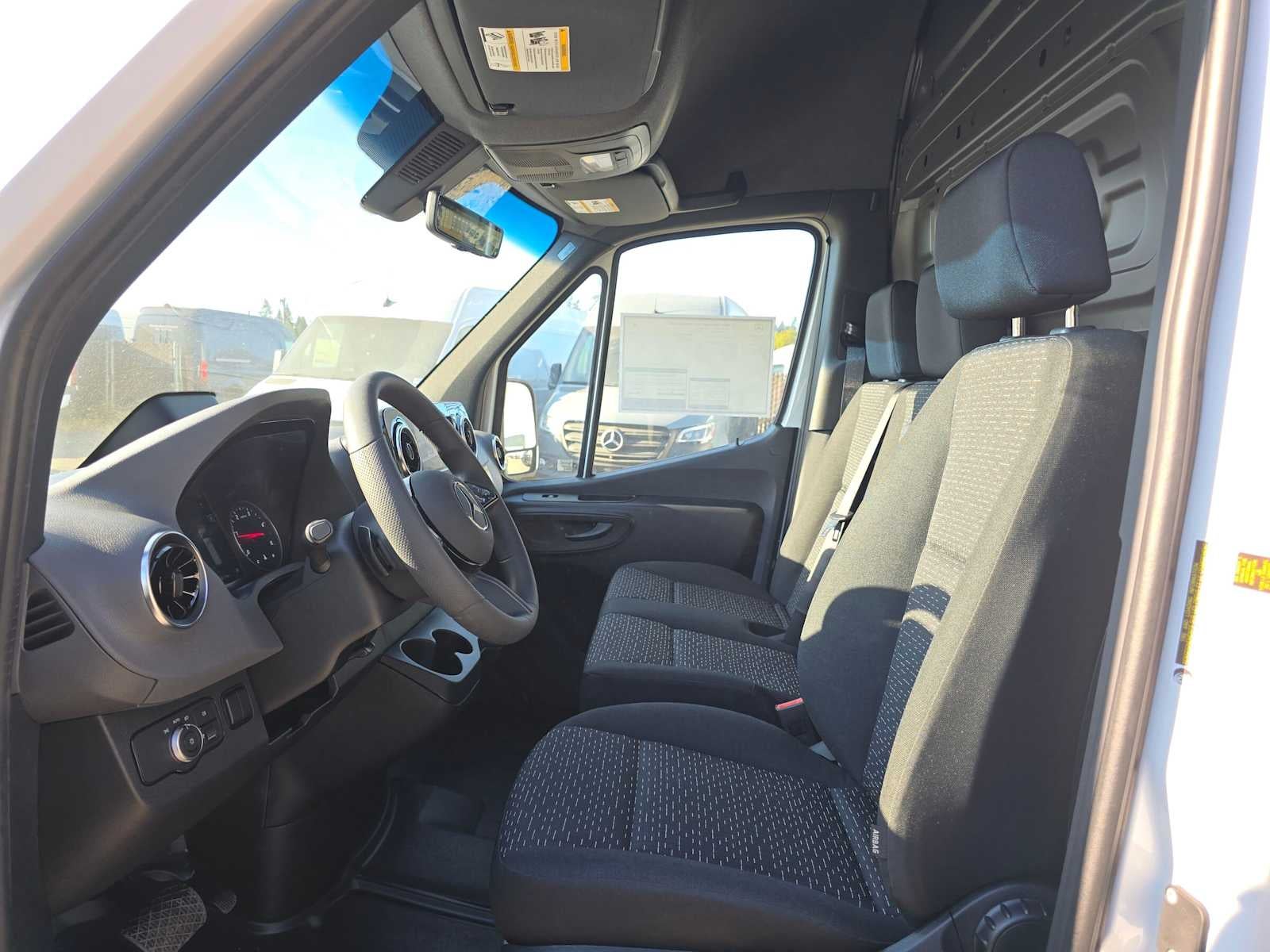 2026 Mercedes-Benz Sprinter Cargo 2500 High Roof I4 Diesel HO 170 Extended RWD