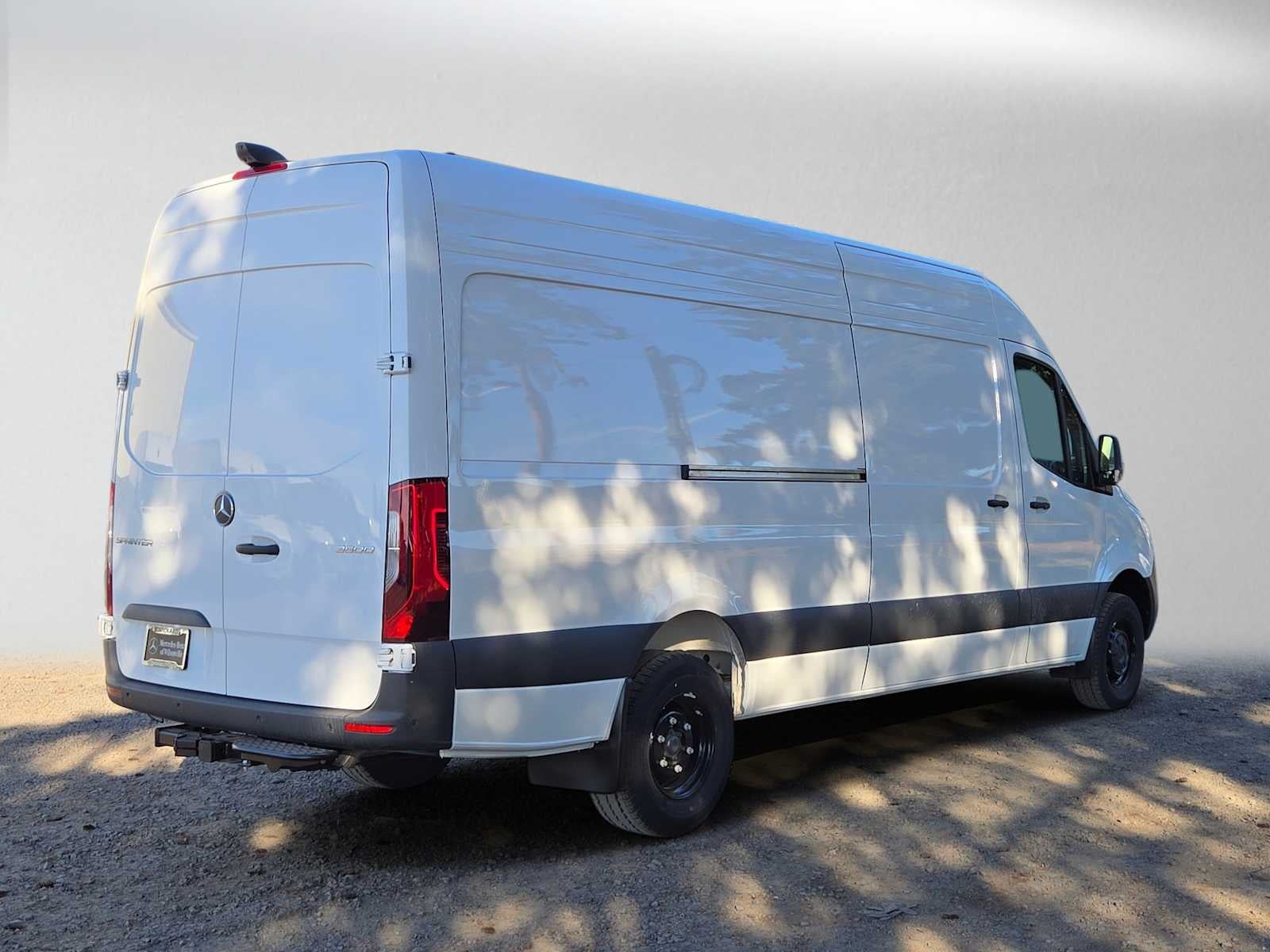 2026 Mercedes-Benz Sprinter Cargo 3500 High Roof I4 Diesel HO 170 RWD