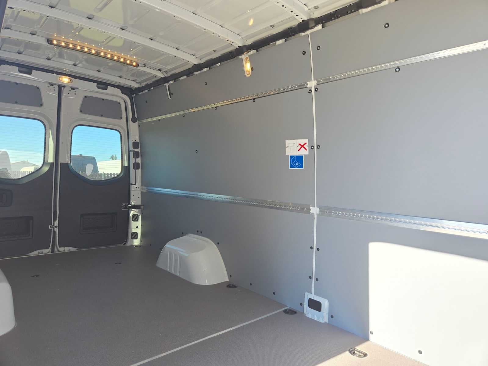 2026 Mercedes-Benz Sprinter Cargo 3500 High Roof I4 Diesel HO 170 RWD