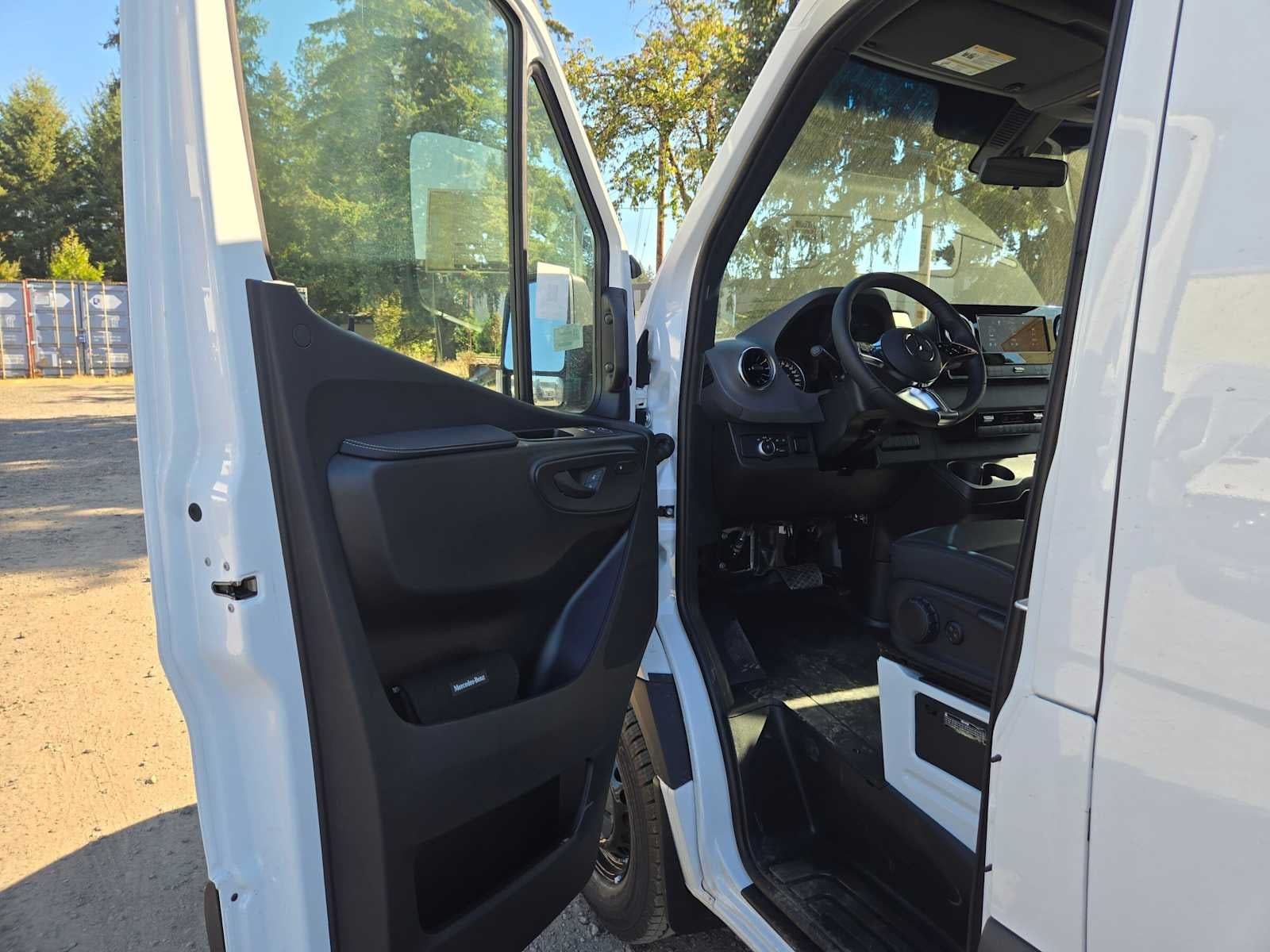 2026 Mercedes-Benz Sprinter Cargo 3500 High Roof I4 Diesel HO 170 RWD
