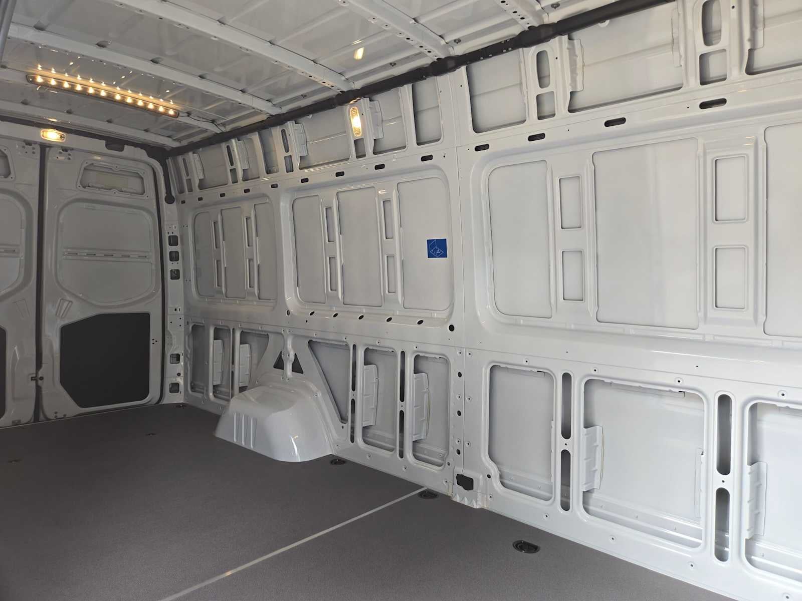 2026 Mercedes-Benz Sprinter Cargo 3500 High Roof I4 Diesel HO 170 RWD