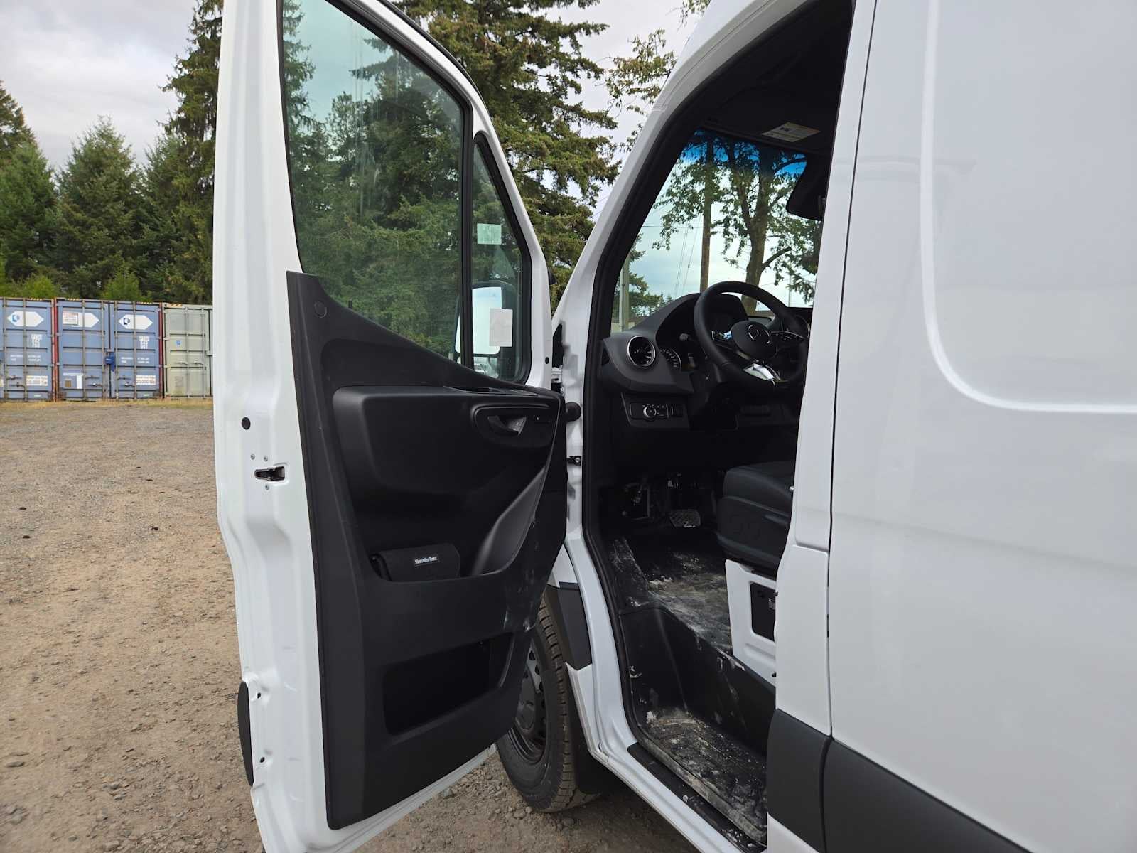 2026 Mercedes-Benz Sprinter Cargo 3500 High Roof I4 Diesel HO 170 RWD