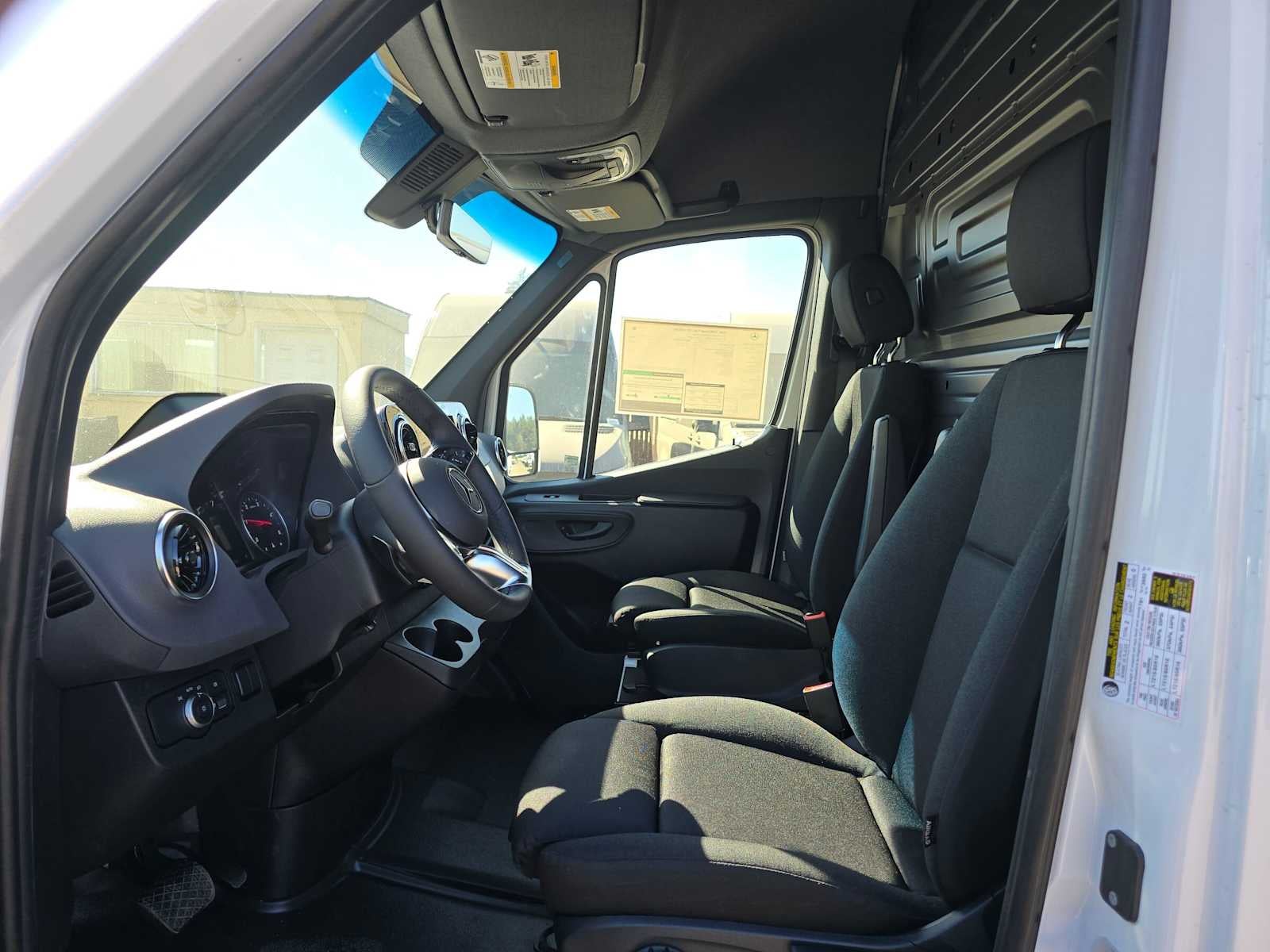 2026 Mercedes-Benz Sprinter Cargo 3500 High Roof I4 Diesel HO 170 RWD