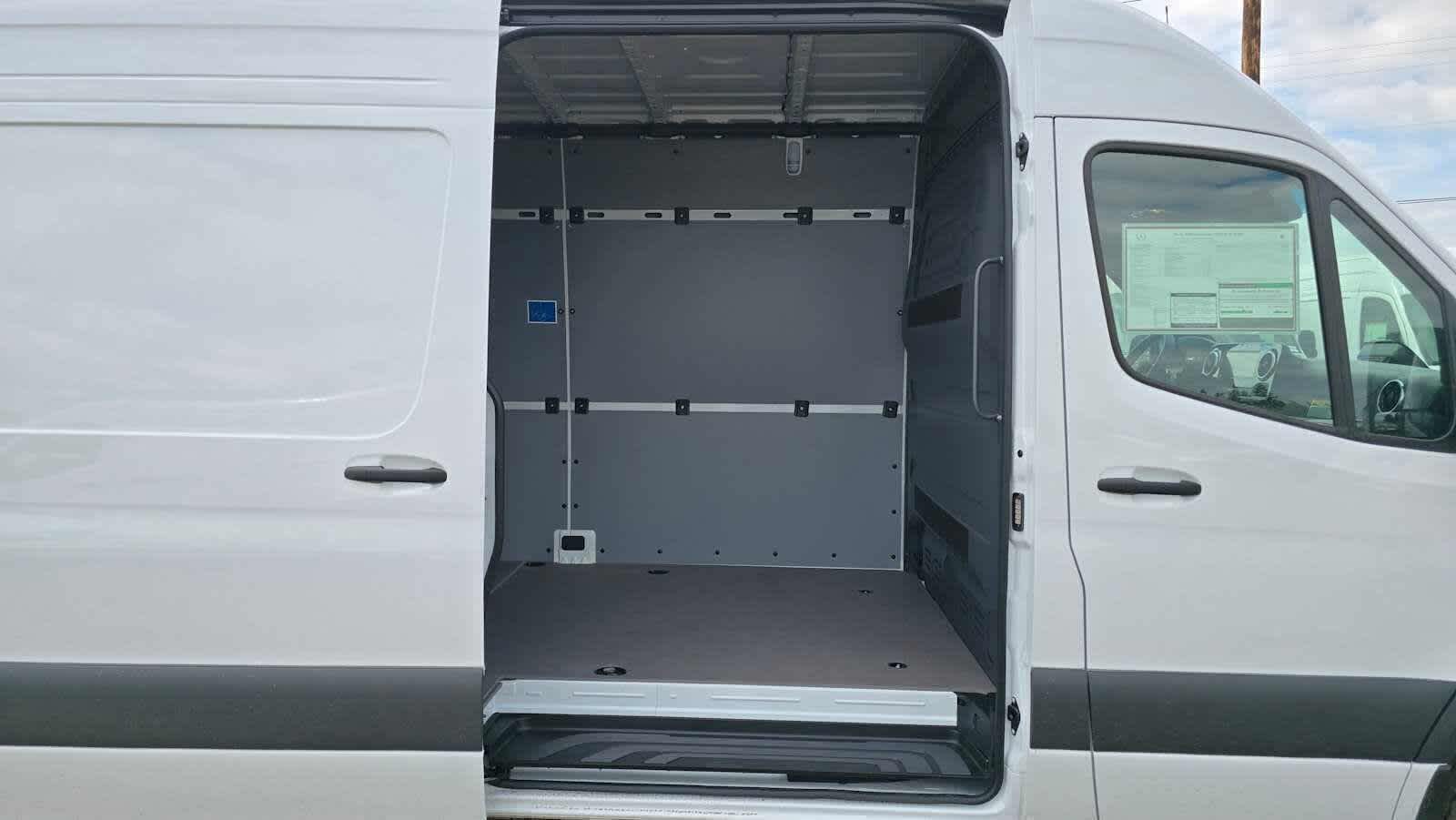 2026 Mercedes-Benz Sprinter Cargo Van 3500 High Roof I4 Diesel HO 170 Extended RWD