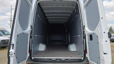 2026 Mercedes-Benz Sprinter Cargo Van 3500 High Roof I4 Diesel HO 170 Extended RWD