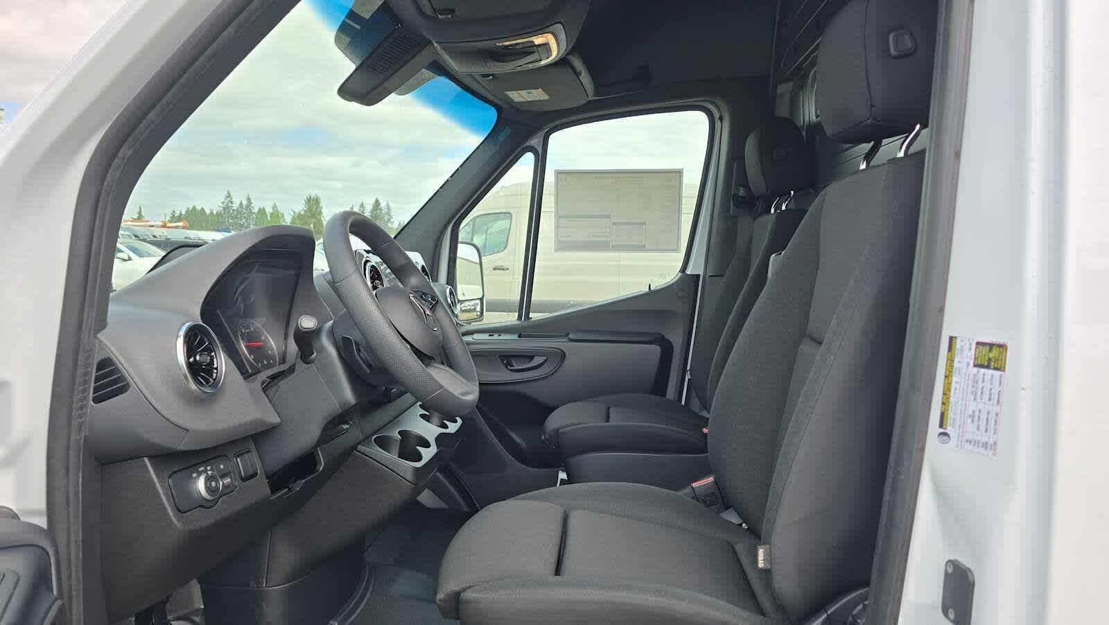 2026 Mercedes-Benz Sprinter Cargo Van 3500 High Roof I4 Diesel HO 170 Extended RWD