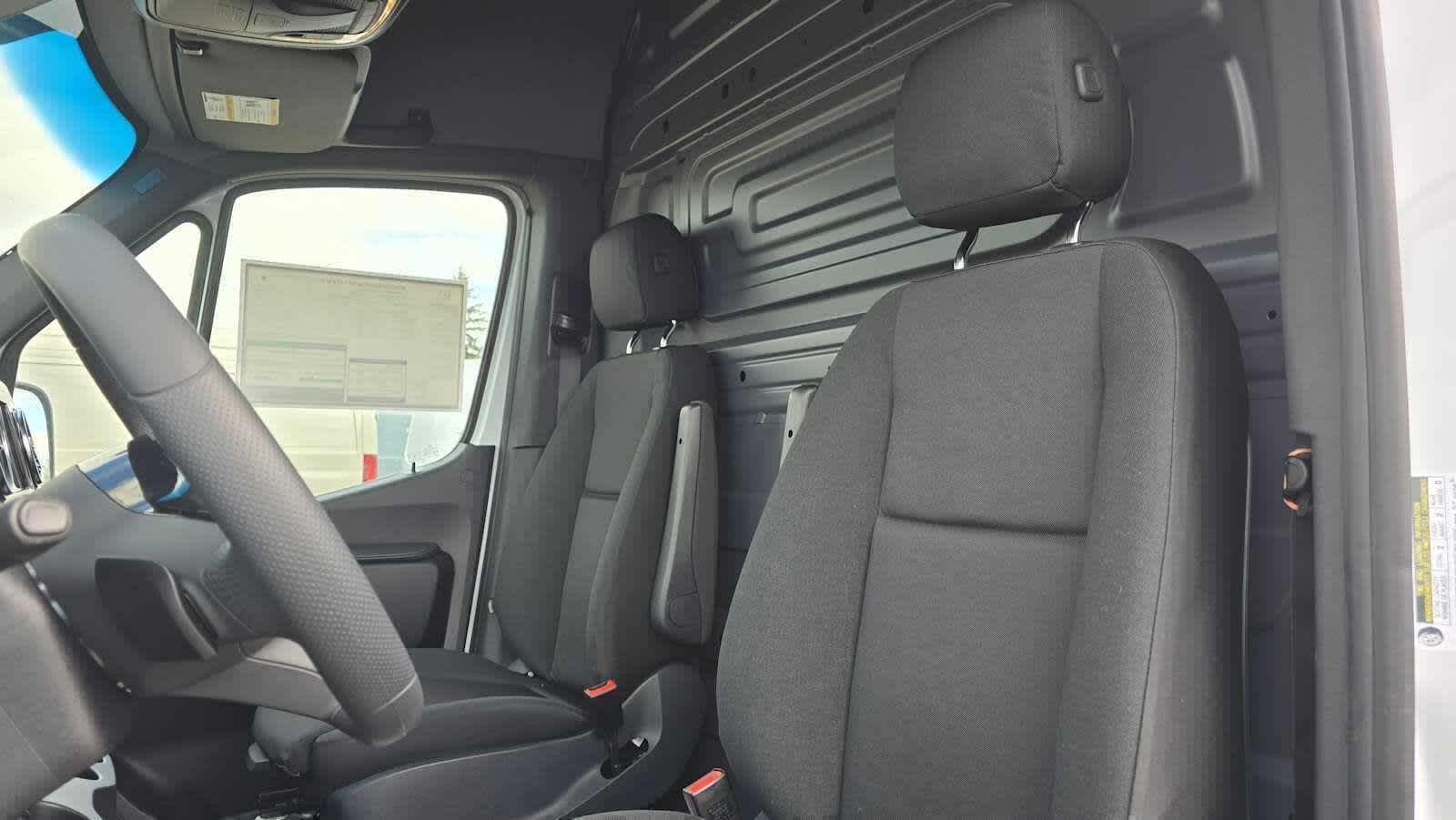 2026 Mercedes-Benz Sprinter Cargo Van 3500 High Roof I4 Diesel HO 170 Extended RWD