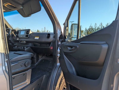 2022 Mercedes-Benz Sprinter Cargo Van 3500XD High Roof V6 170" Extended 4WD