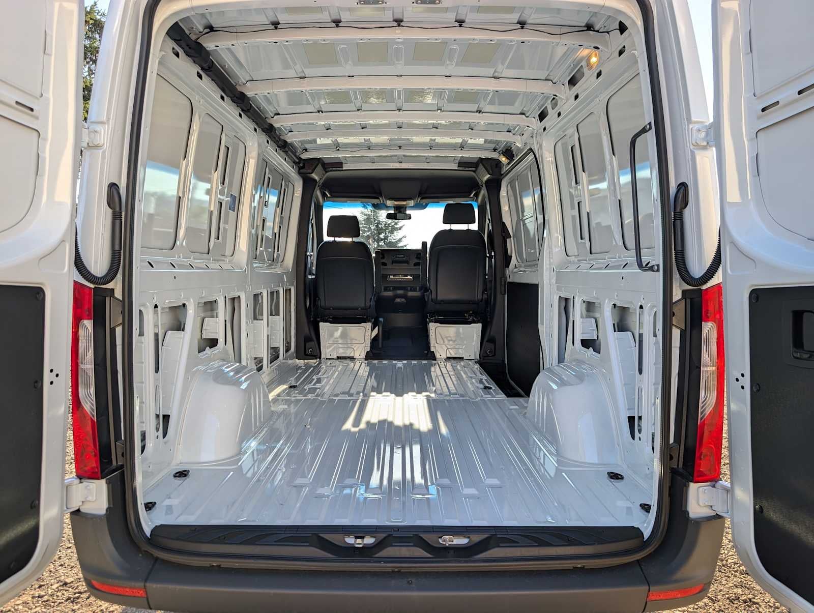 2024 Mercedes-Benz Sprinter Cargo Van 3500XD Standard Roof I4 Diesel HO 144" RWD