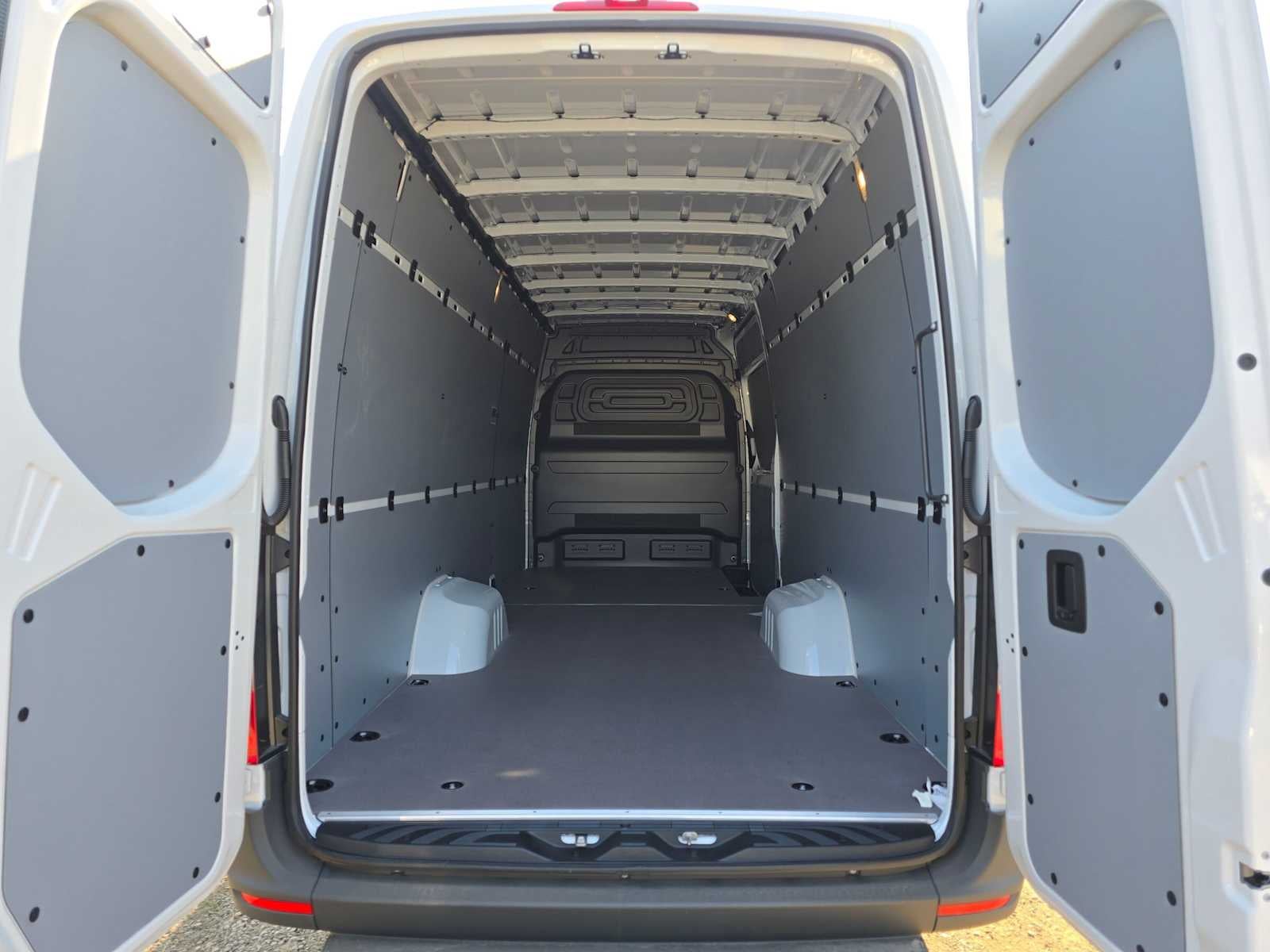 2026 Mercedes-Benz Sprinter Cargo Van 3500XD High Roof I4 Diesel HO 170 Extended RWD