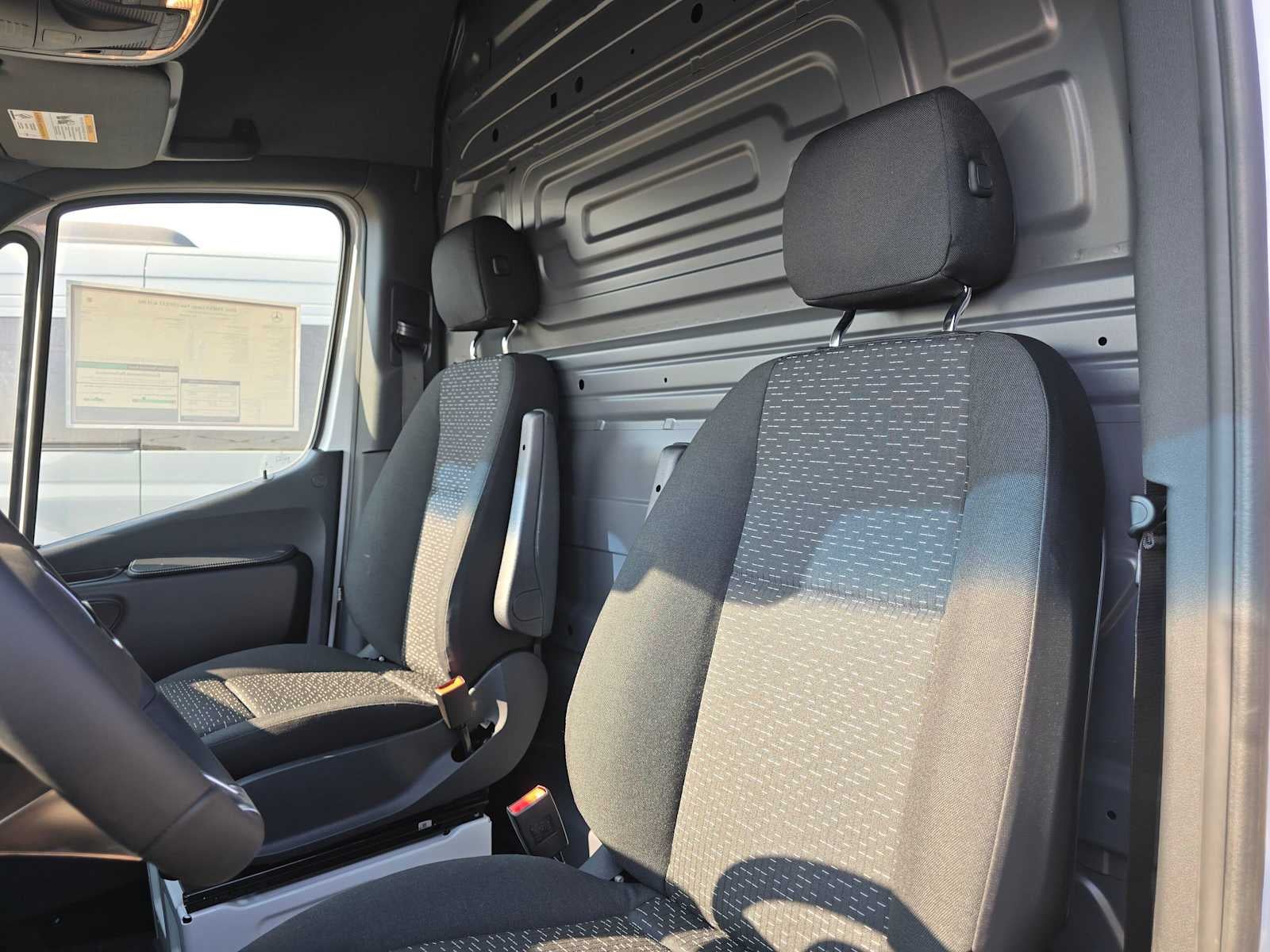 2026 Mercedes-Benz Sprinter Cargo Van 3500XD High Roof I4 Diesel HO 170 Extended RWD