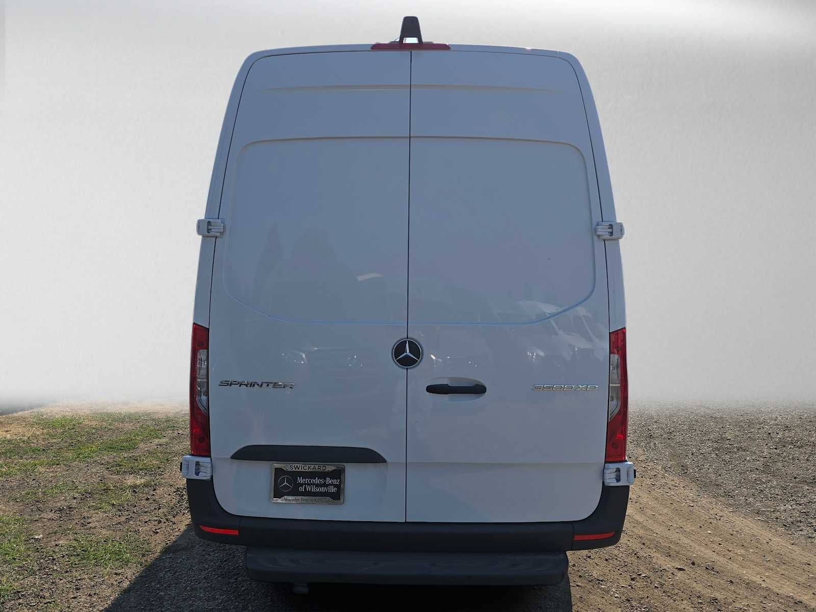 2026 Mercedes-Benz Sprinter Cargo Van 3500XD High Roof I4 Diesel HO 170 Extended RWD
