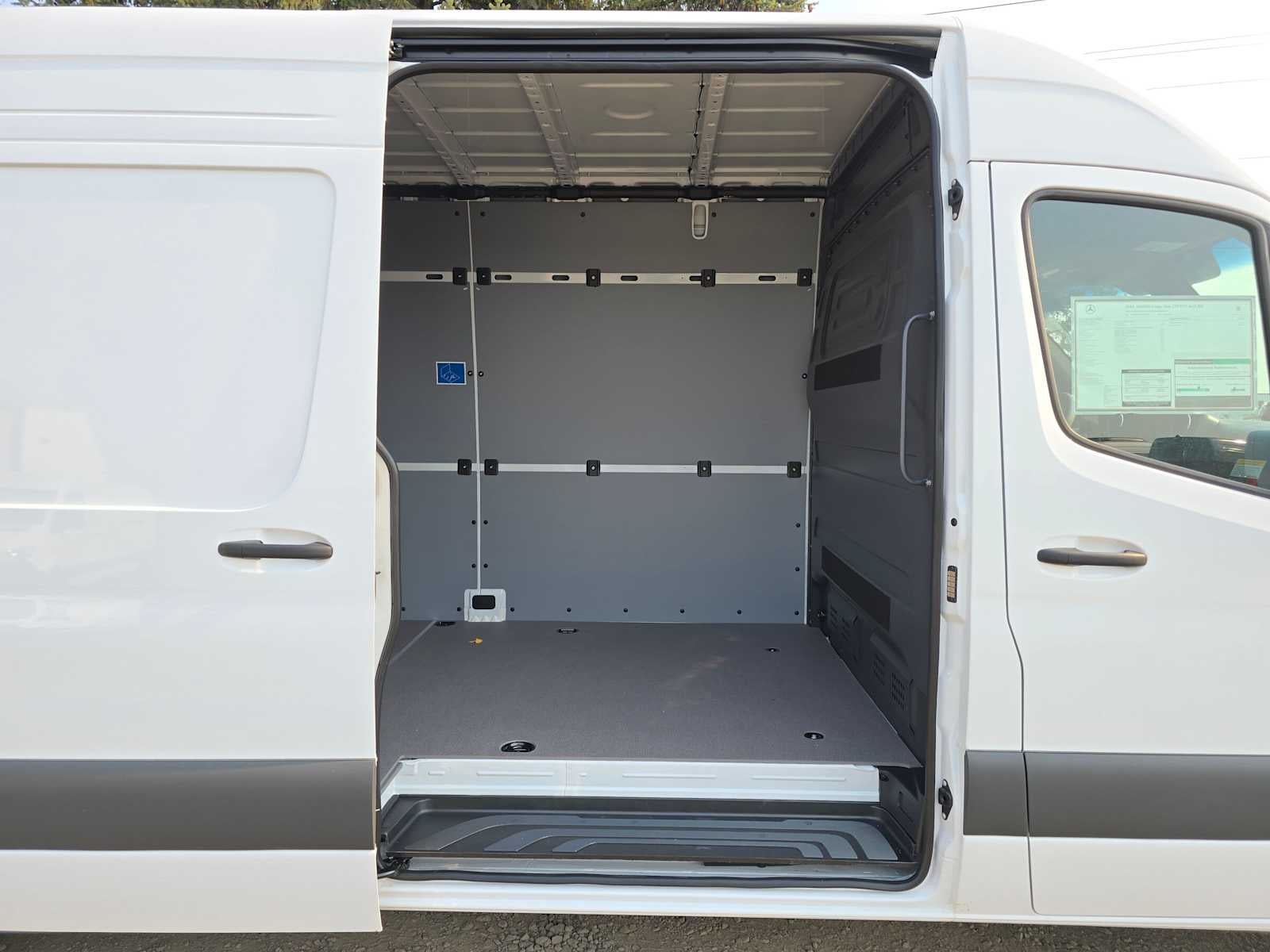 2026 Mercedes-Benz Sprinter Cargo 3500XD High Roof I4 Diesel HO 170 Extended RWD