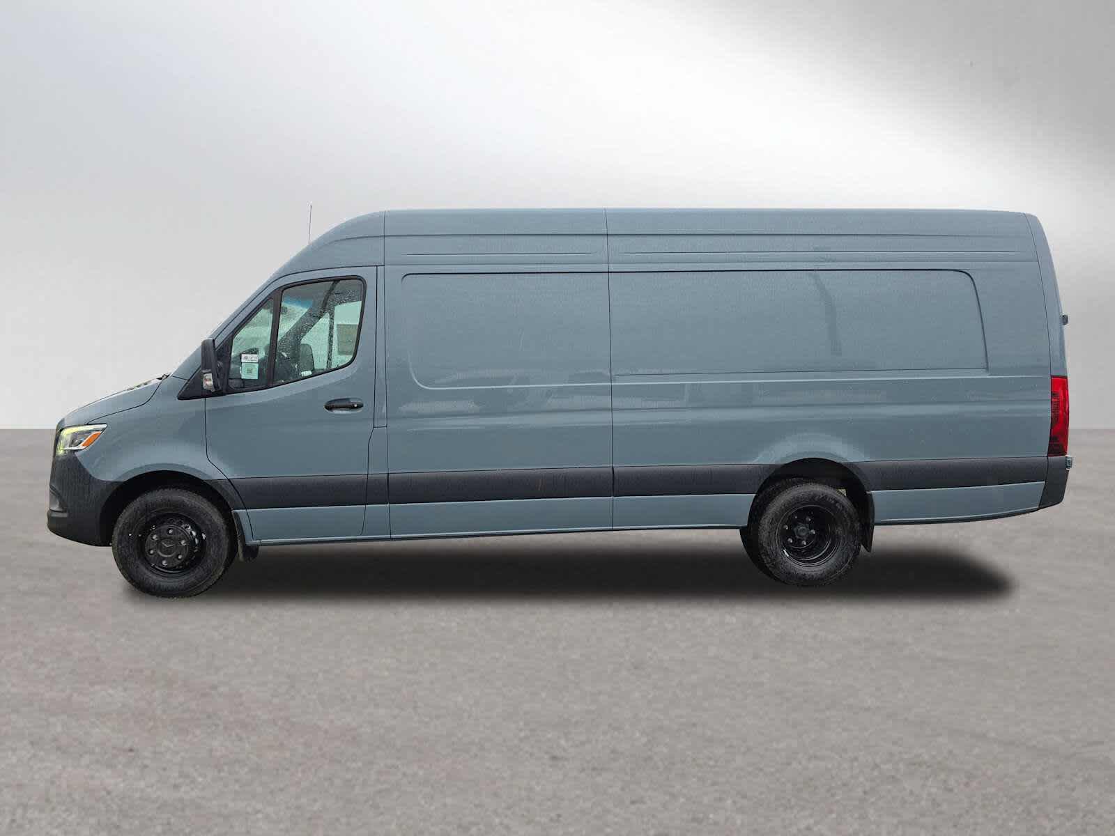 2026 Mercedes-Benz Sprinter Cargo Van 3500XD High Roof I4 Diesel HO 170" Extended RWD