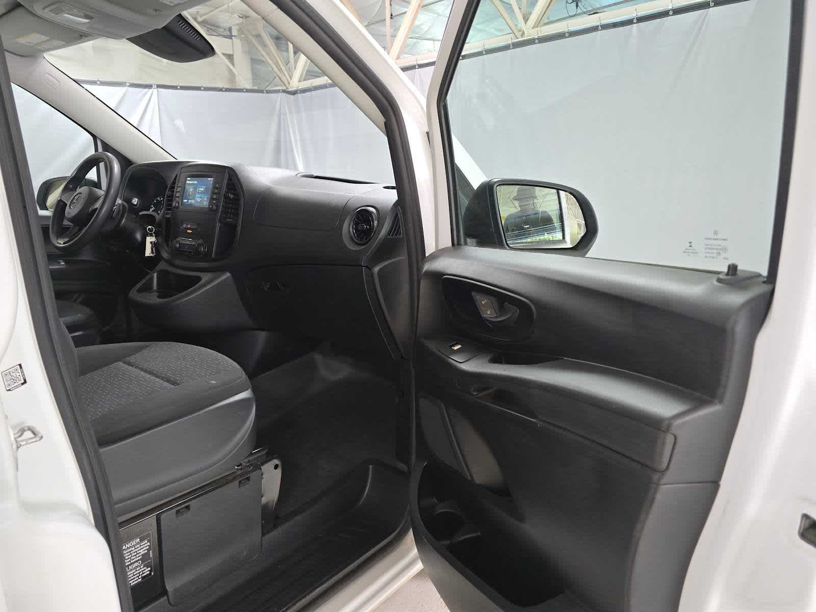 2022 Mercedes-Benz Metris Cargo Van Standard Roof 135 Wheelbase