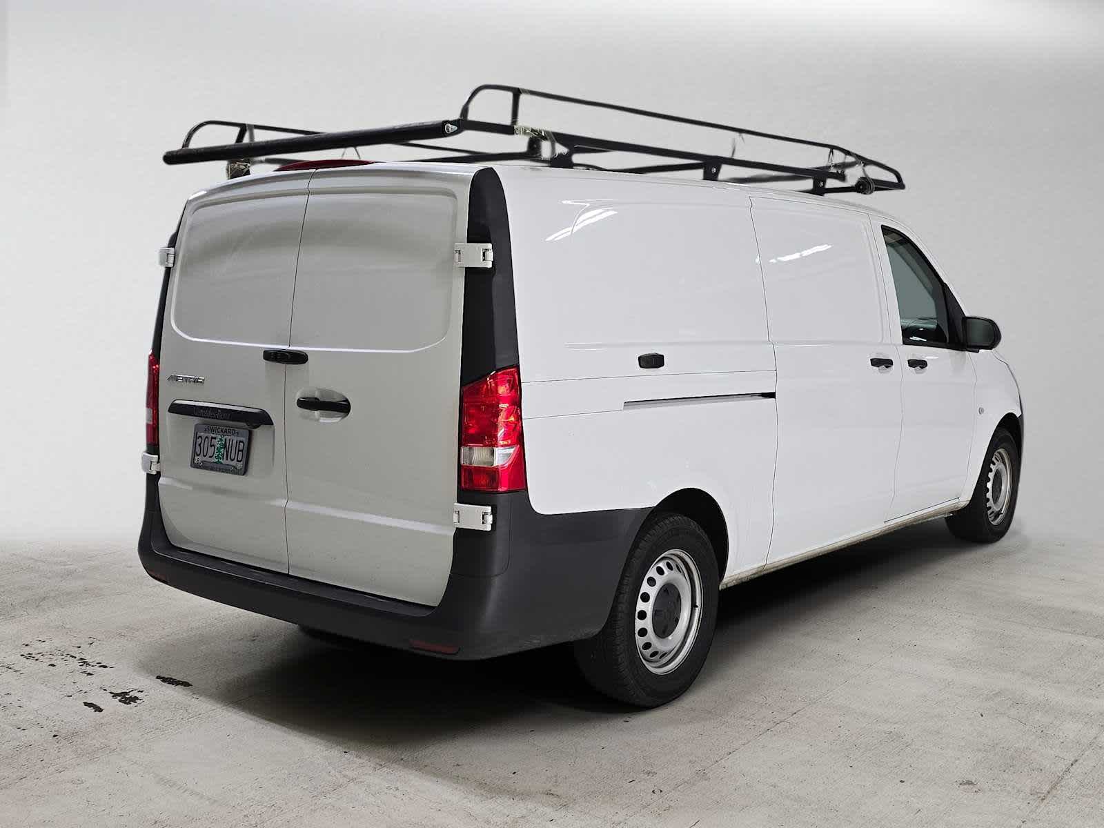 2022 Mercedes-Benz Metris Cargo Van Standard Roof 135 Wheelbase