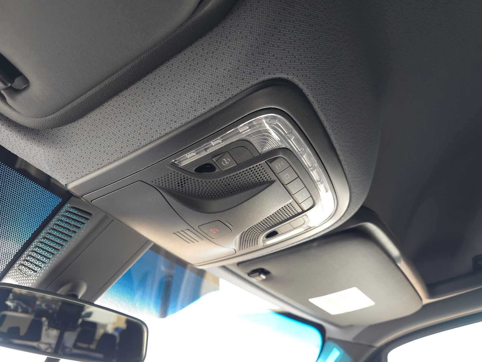 2025 Mercedes-Benz Sprinter Passenger Van 2500 Standard Roof I4 Diesel 144" RWD