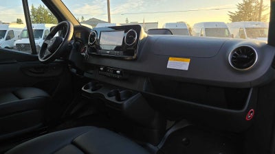 2025 Mercedes-Benz Sprinter Passenger Van 2500 Standard Roof I4 Diesel 144" RWD