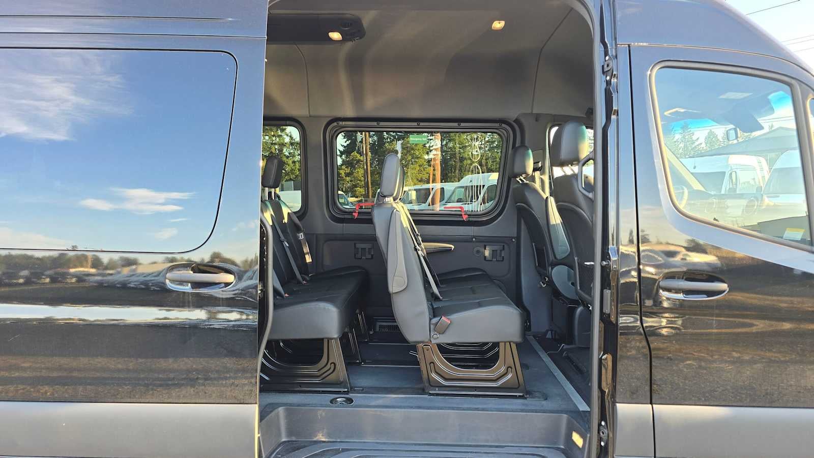 2025 Mercedes-Benz Sprinter Passenger Van 2500 Standard Roof I4 Diesel 144" RWD
