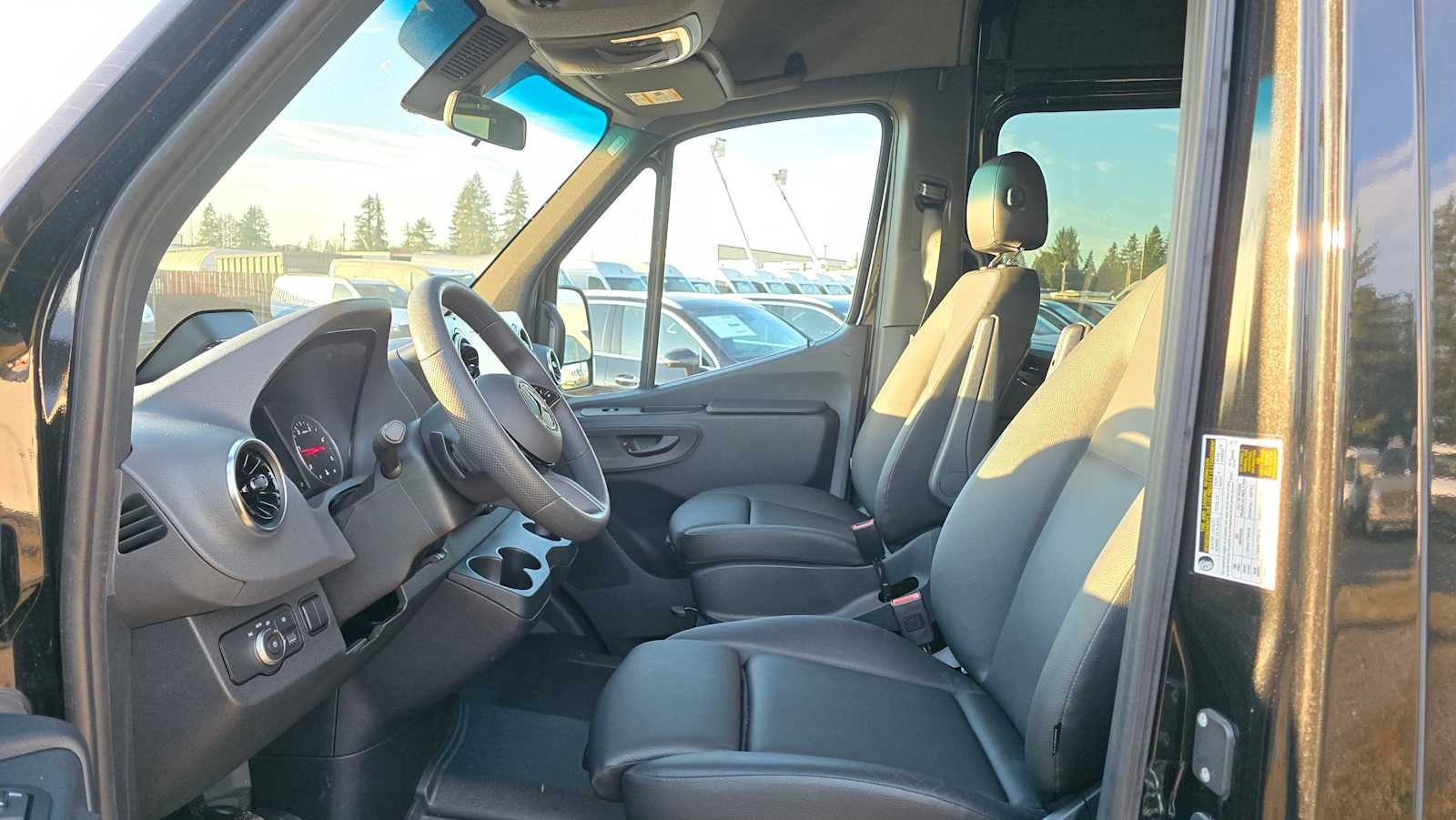 2025 Mercedes-Benz Sprinter Passenger Van 2500 Standard Roof I4 Diesel 144" RWD