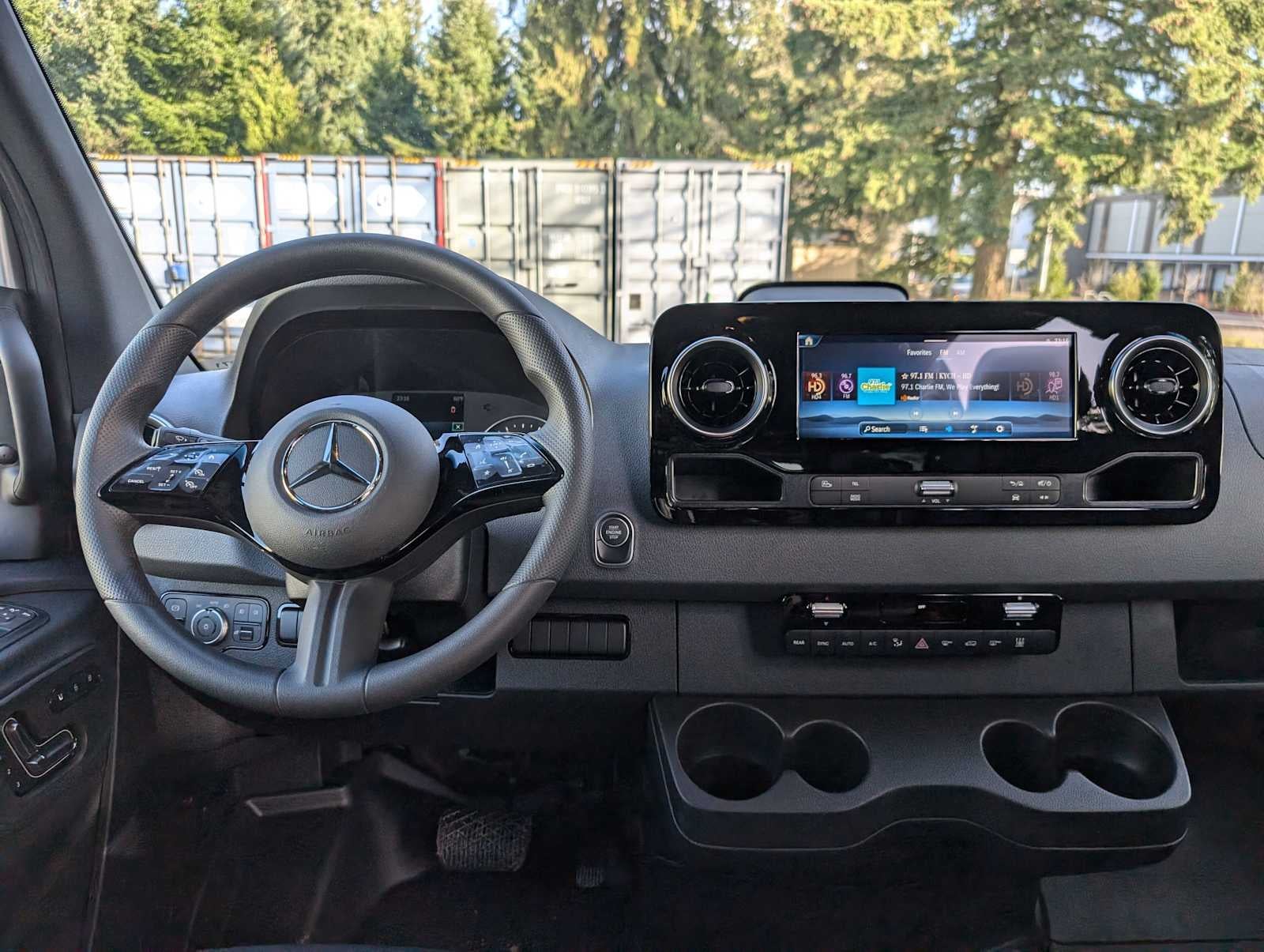 2025 Mercedes-Benz Sprinter Passenger Van 2500 Standard Roof I4 Diesel 144" RWD