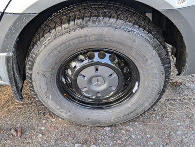 2025 Mercedes-Benz Sprinter Passenger Van 2500 Standard Roof I4 Diesel 144" RWD