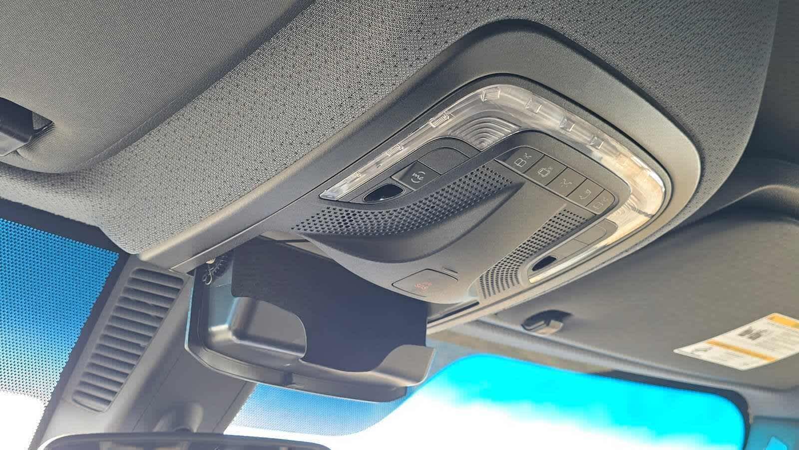 2025 Mercedes-Benz Sprinter Passenger Van 2500 Standard Roof I4 Diesel HO 144 RWD