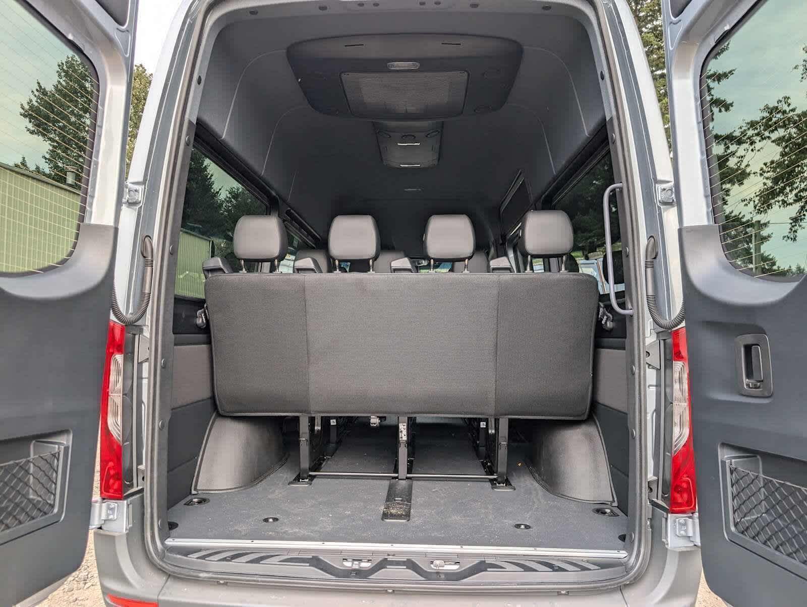 2025 Mercedes-Benz Sprinter Passenger Van 2500 Standard Roof I4 Diesel HO 144 RWD