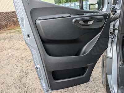 2025 Mercedes-Benz Sprinter Passenger Van 2500 Standard Roof I4 Diesel HO 144 RWD