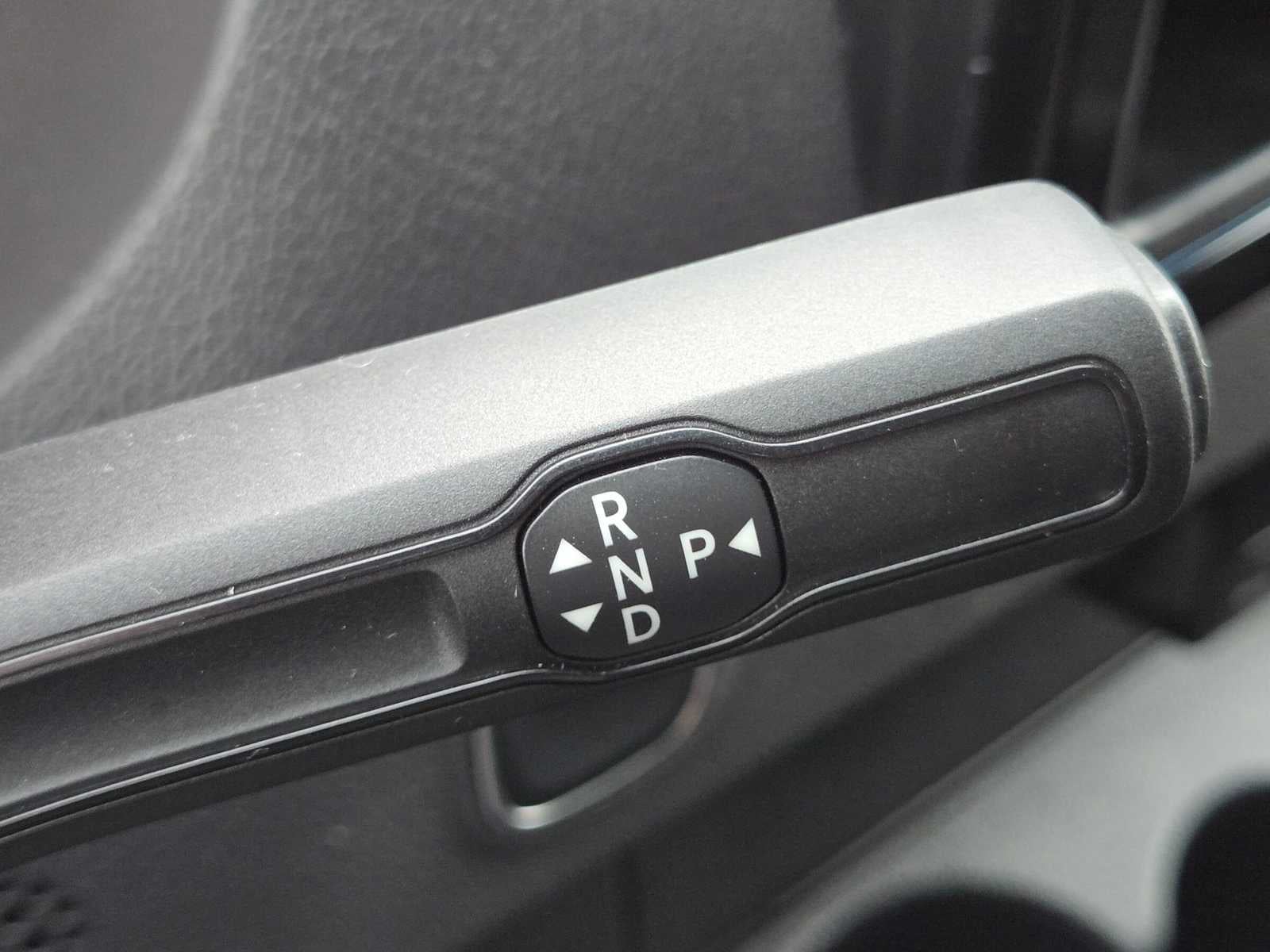 2025 Mercedes-Benz Sprinter Passenger Van 2500 Standard Roof I4 Diesel HO 144 RWD