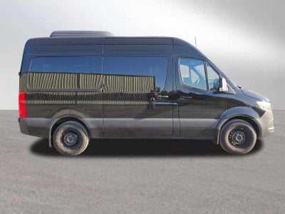 2025 Mercedes-Benz Sprinter Passenger Van 2500 Standard Roof I4 Diesel HO 144 RWD