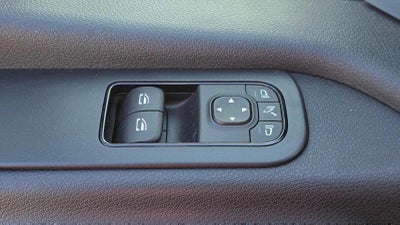 2025 Mercedes-Benz Sprinter Passenger Van 2500 Standard Roof I4 Diesel HO 144 RWD