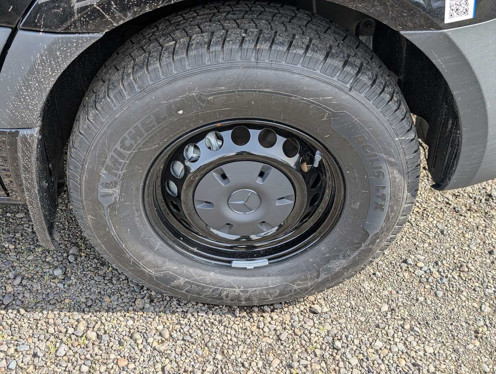 2025 Mercedes-Benz Sprinter Passenger Van 2500 Standard Roof I4 Diesel HO 144" RWD