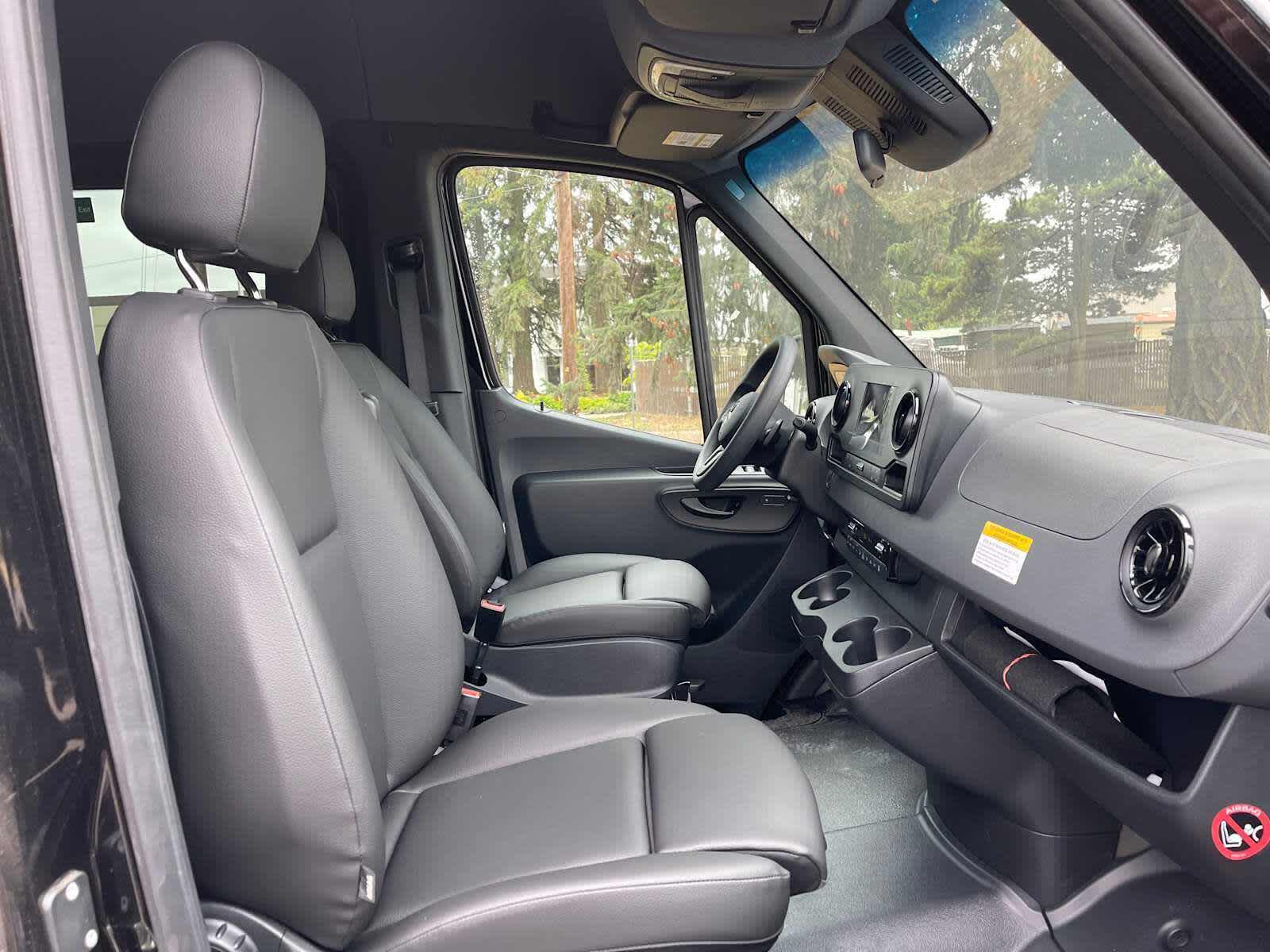 2024 Mercedes-Benz Sprinter Passenger Van 2500 Standard Roof I4 Diesel HO 144" RWD