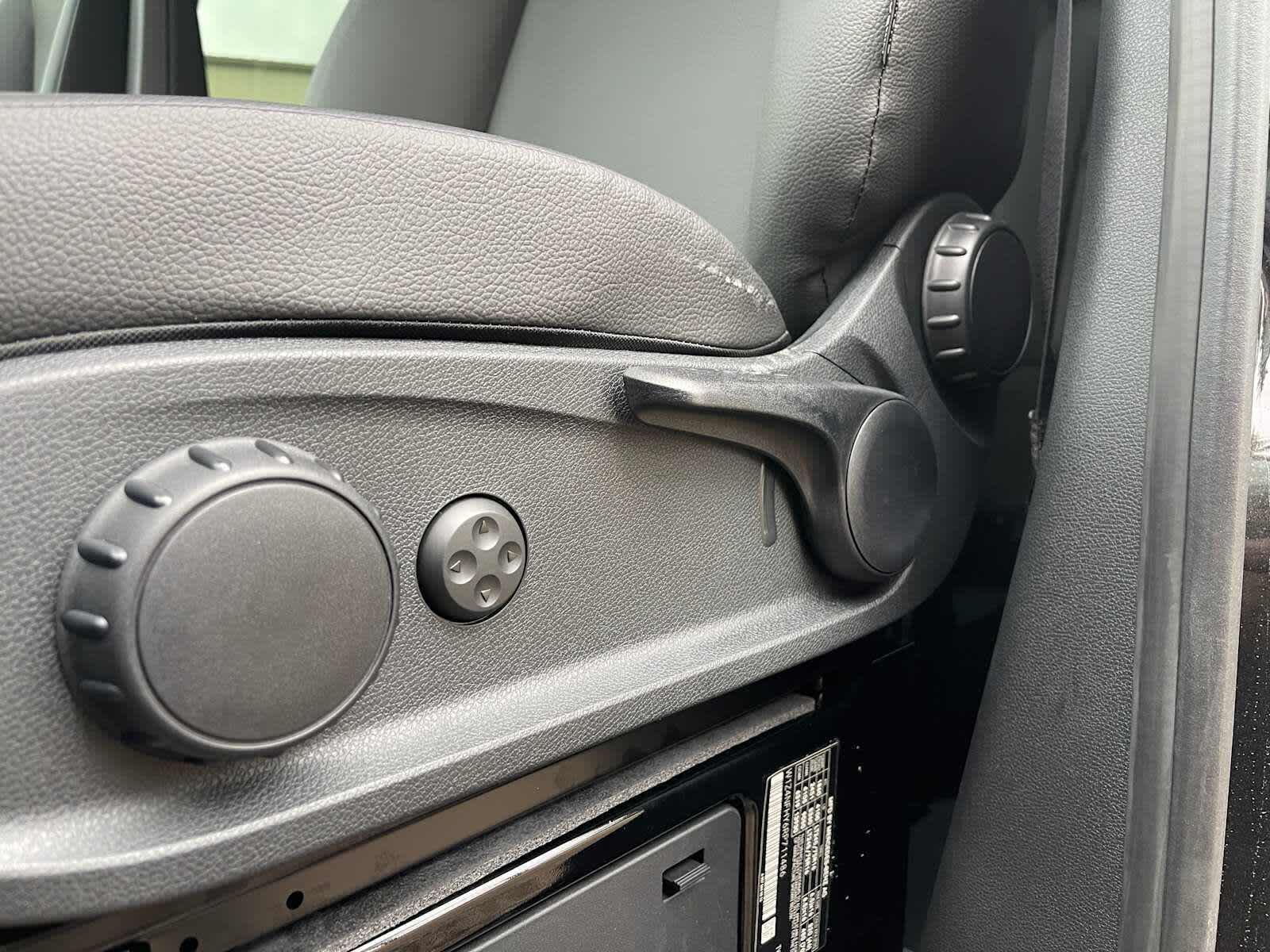 2024 Mercedes-Benz Sprinter Passenger Van 2500 Standard Roof I4 Diesel HO 144" RWD