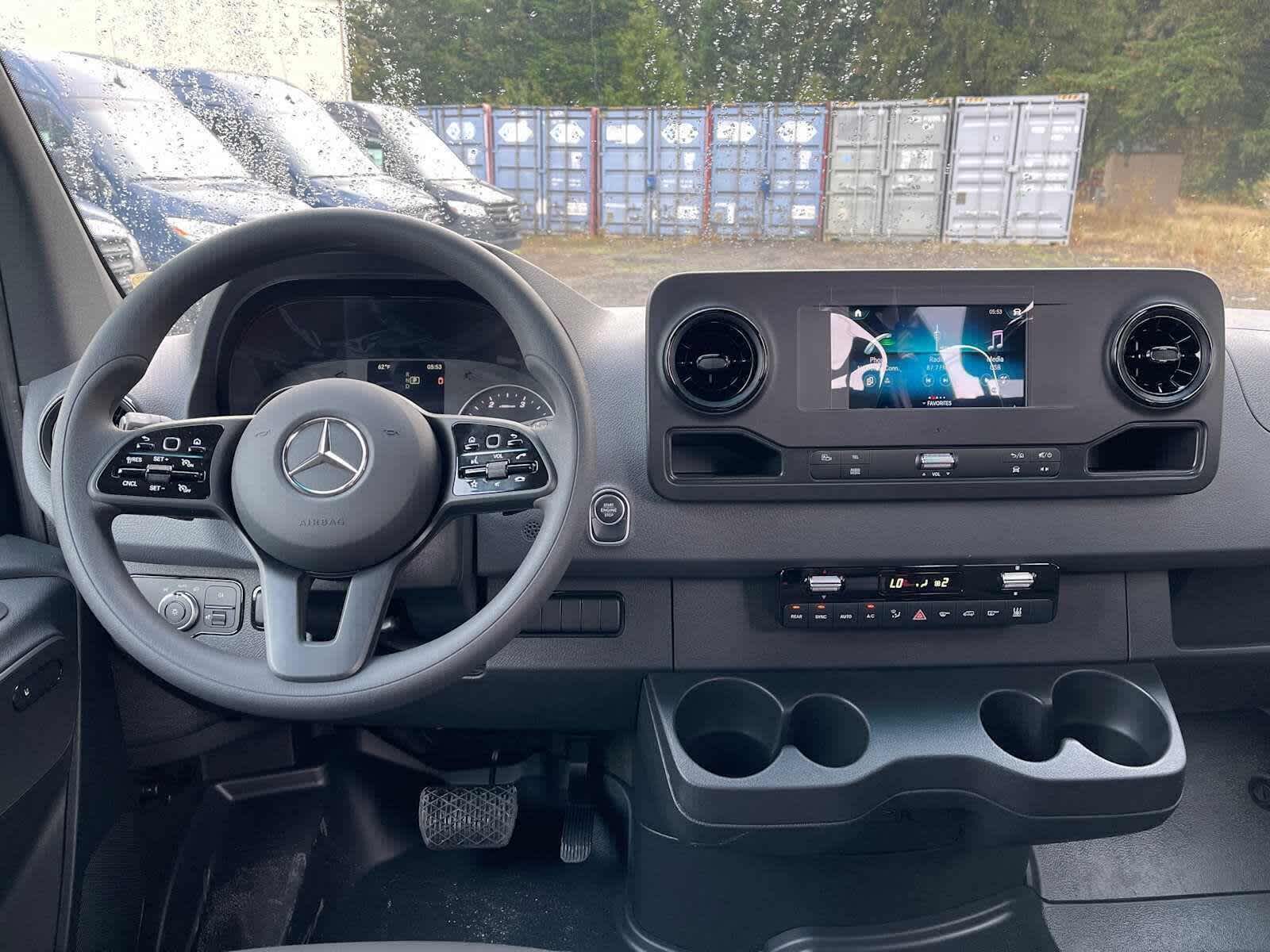 2024 Mercedes-Benz Sprinter Passenger Van 2500 Standard Roof I4 Diesel HO 144 RWD