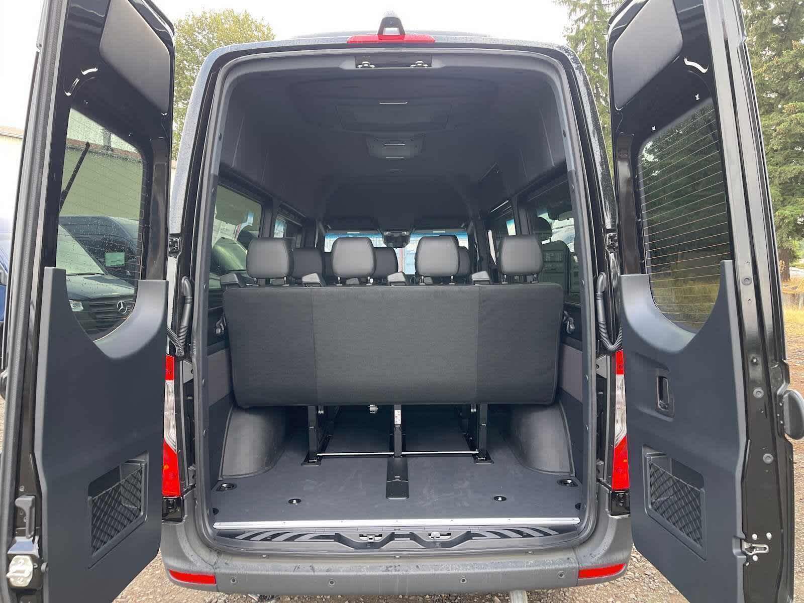 2024 Mercedes-Benz Sprinter Passenger Van 2500 Standard Roof I4 Diesel HO 144 RWD