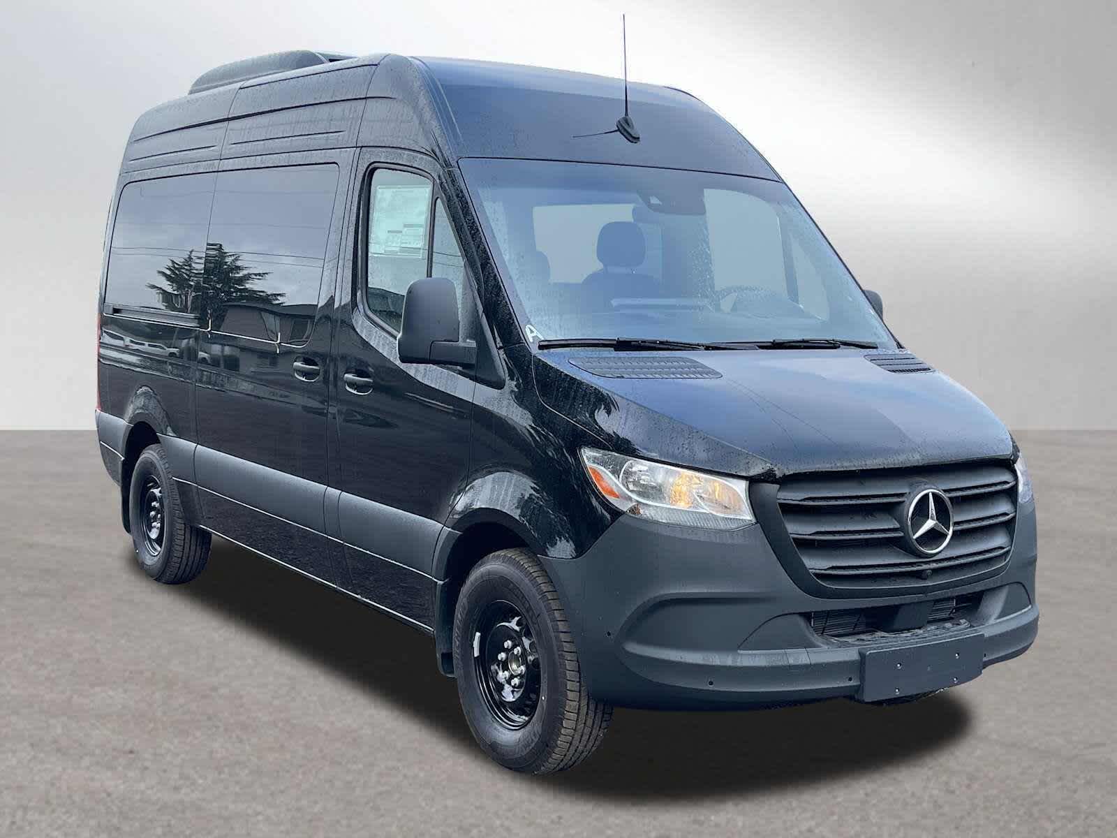 2024 Mercedes-Benz Sprinter Passenger Van 2500 Standard Roof I4 Diesel HO 144 RWD
