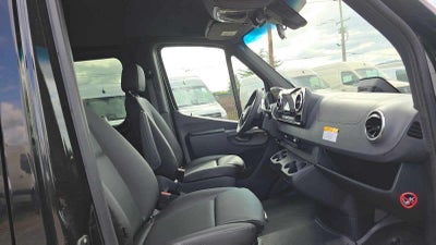 2025 Mercedes-Benz Sprinter Passenger Van 2500 Standard Roof I4 Diesel HO 144 RWD