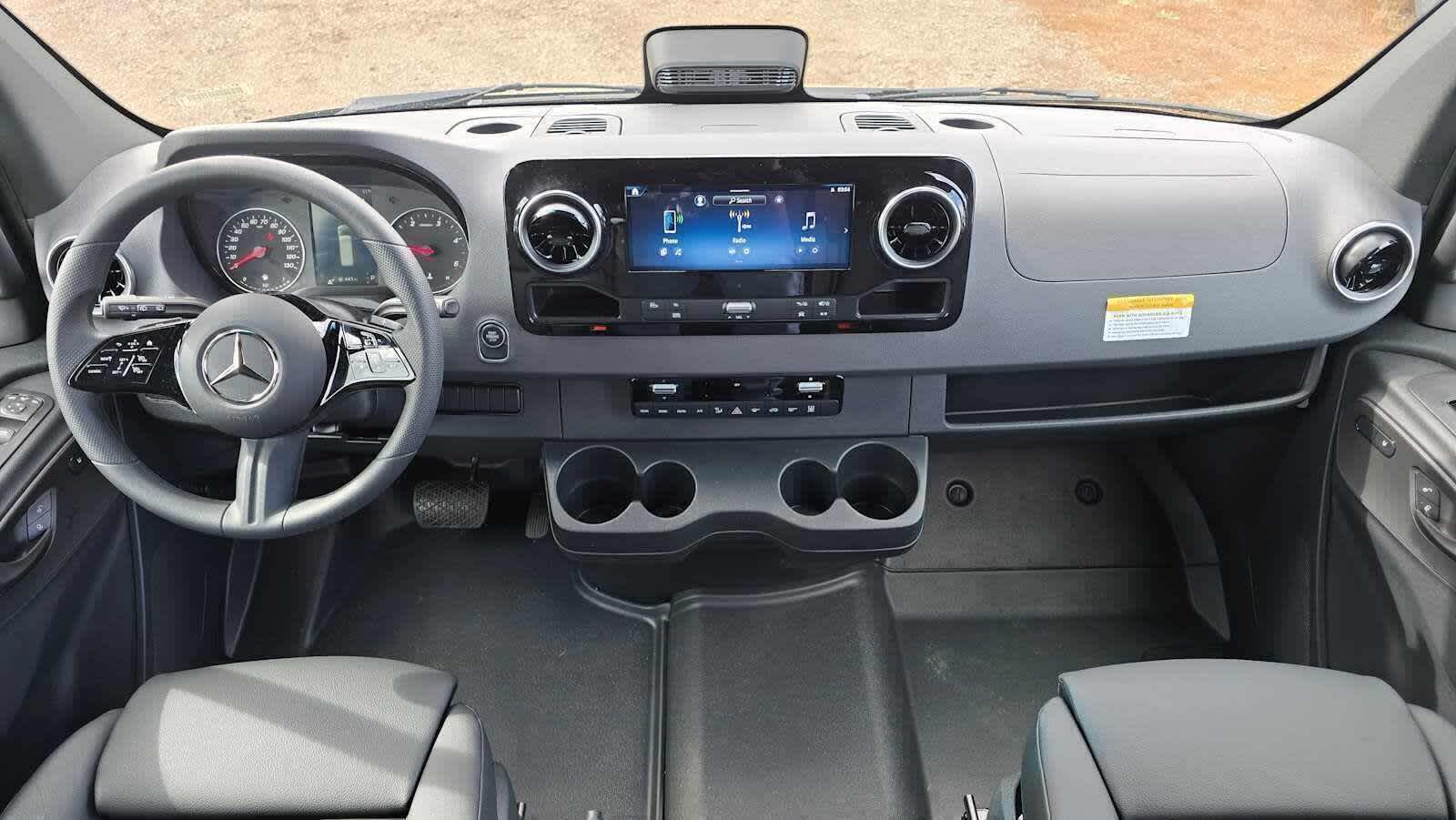 2025 Mercedes-Benz Sprinter Passenger Van 2500 Standard Roof I4 Diesel HO 144 RWD