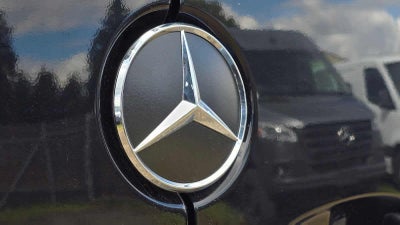 2025 Mercedes-Benz Sprinter Passenger Van 2500 Standard Roof I4 Diesel HO 144 RWD