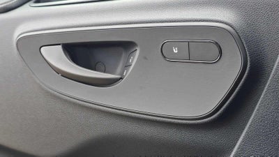 2025 Mercedes-Benz Sprinter Passenger Van 2500 Standard Roof I4 Diesel HO 144 RWD