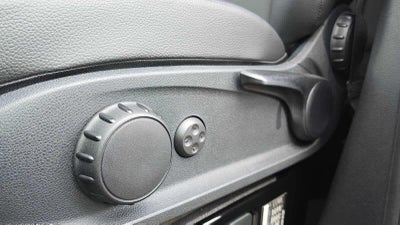 2025 Mercedes-Benz Sprinter Passenger Van 2500 Standard Roof I4 Diesel HO 144 RWD