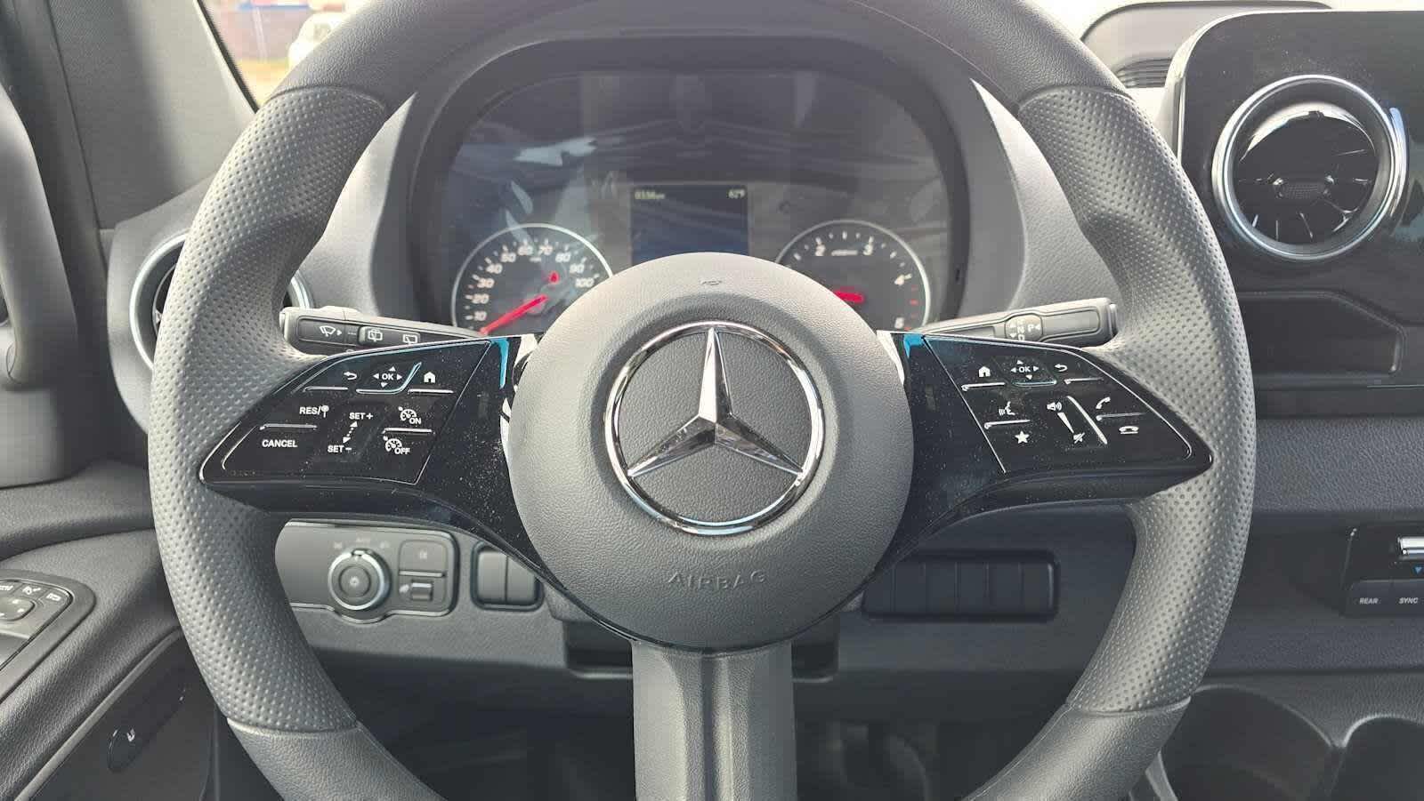 2025 Mercedes-Benz Sprinter Passenger Van 2500 Standard Roof I4 Diesel HO 144 RWD