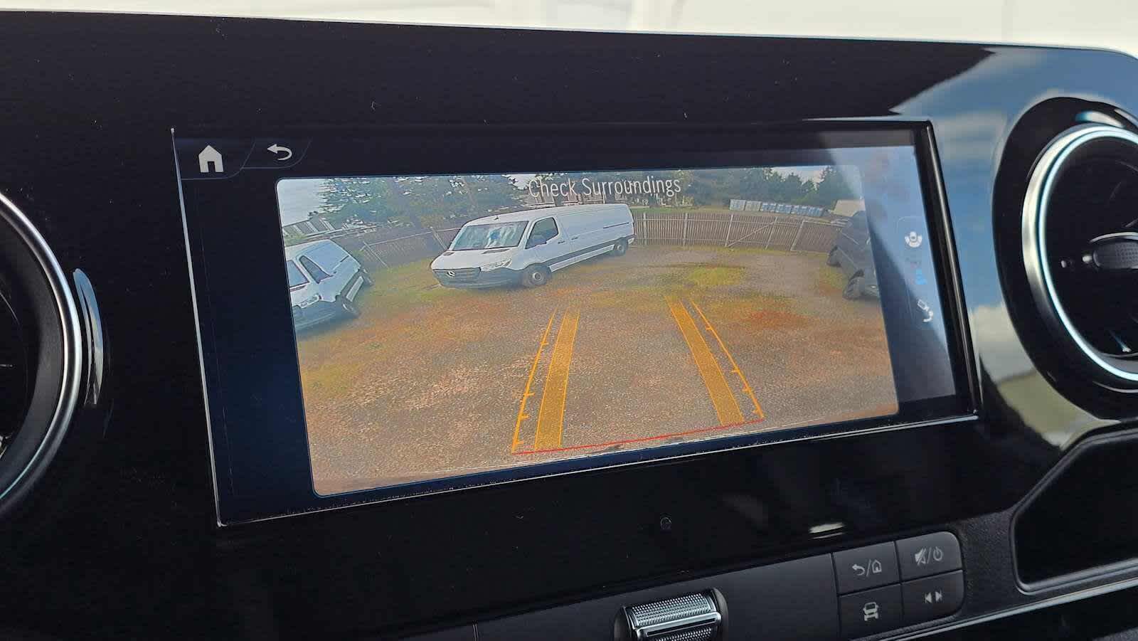 2025 Mercedes-Benz Sprinter Passenger Van 2500 Standard Roof I4 Diesel HO 144 RWD