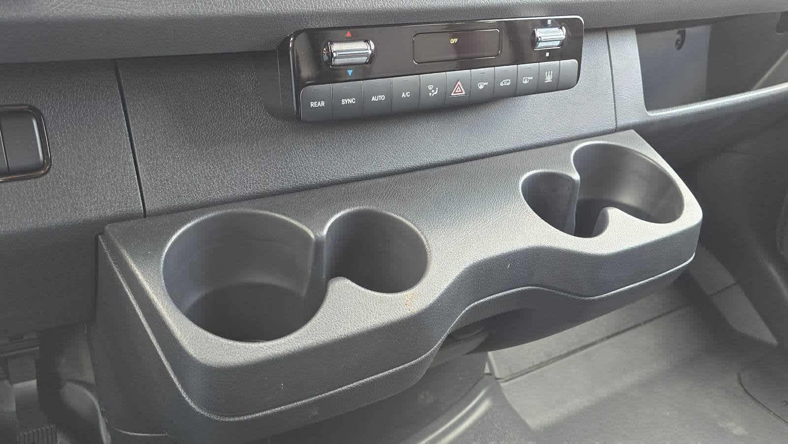 2025 Mercedes-Benz Sprinter Passenger Van 2500 Standard Roof I4 Diesel HO 144 RWD