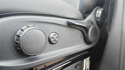 2025 Mercedes-Benz Sprinter Passenger Van 2500 Standard Roof I4 Diesel HO 144 RWD