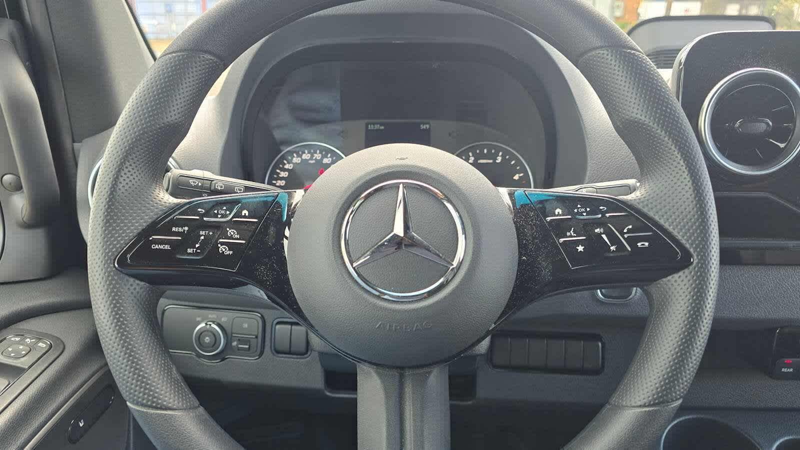 2025 Mercedes-Benz Sprinter Passenger Van 2500 Standard Roof I4 Diesel HO 144 RWD