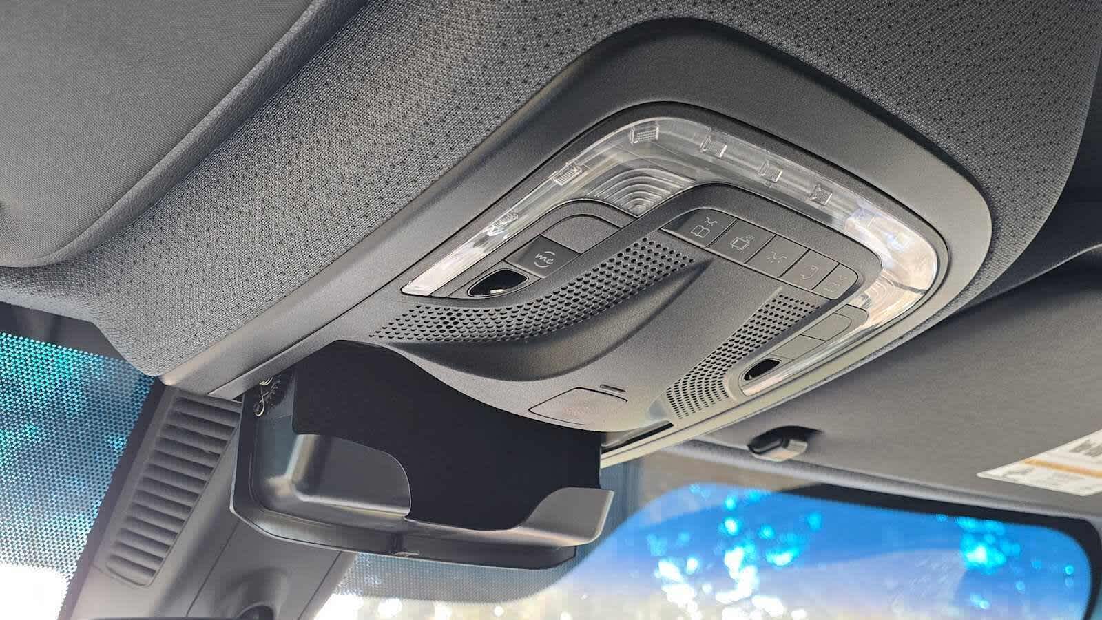 2025 Mercedes-Benz Sprinter Passenger Van 2500 Standard Roof I4 Diesel HO 144 RWD